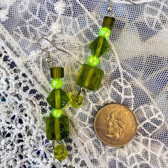 Vintage Green Art Glass Statement Earrings - Picture 7 of 8